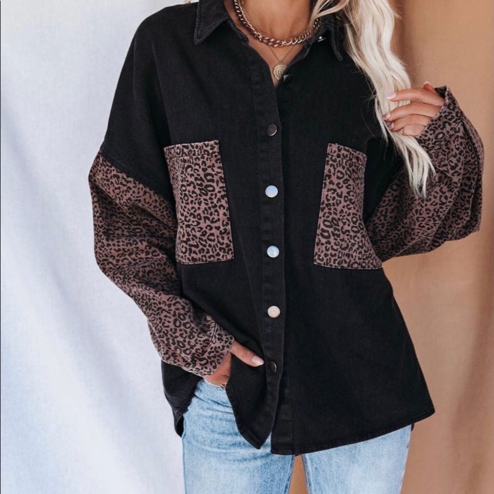 Vici Spice It Up Contrast Leopard Denim Jacket - Black NWOT